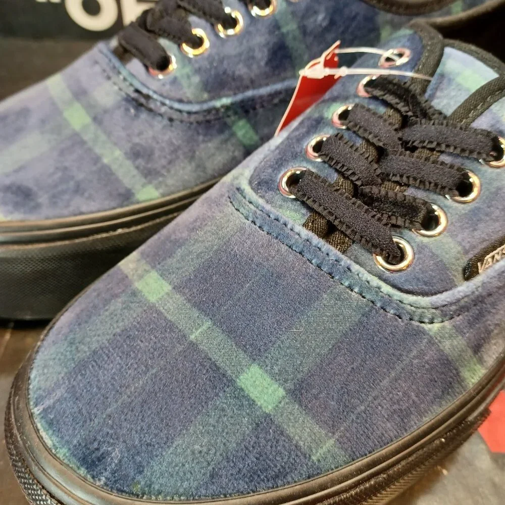 Vans Men's 8/Women's 9.5 Authentic Stacked Velvet Plaid Green Black Blue